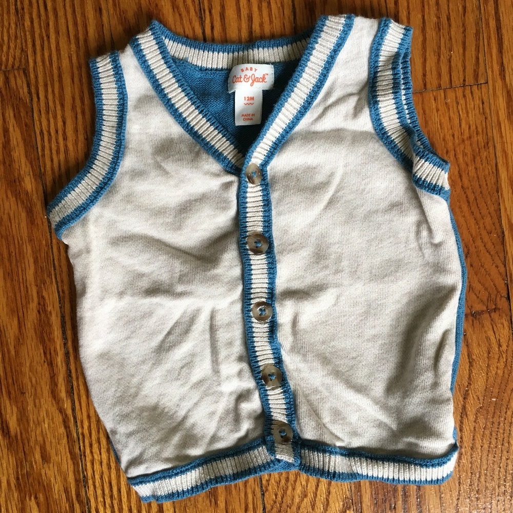 SOLD - Cat & Jack Boys Sweater Vest